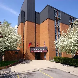 Hotel The Alexandra, Toronto