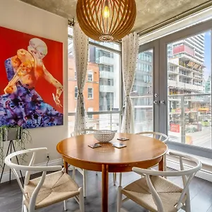 Spacious Corner Downtown Apartment