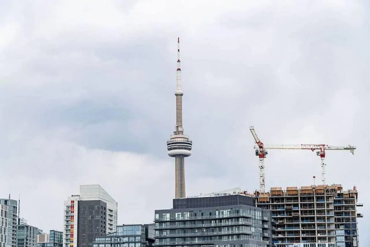 Holiday home Beautiful 1Bd 1Ba Condo Lake And City Views Toronto